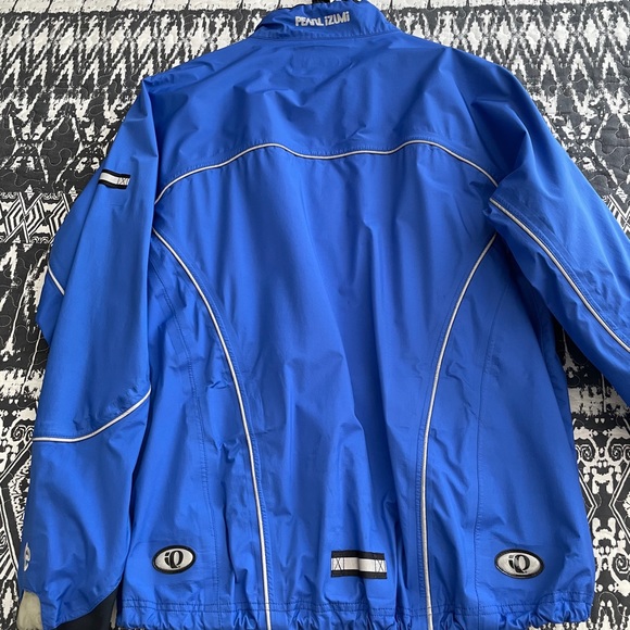 Cycling jacket - Picture 2 of 3